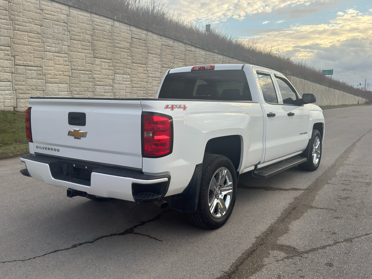 Chevrolet Silverado 1500  2016