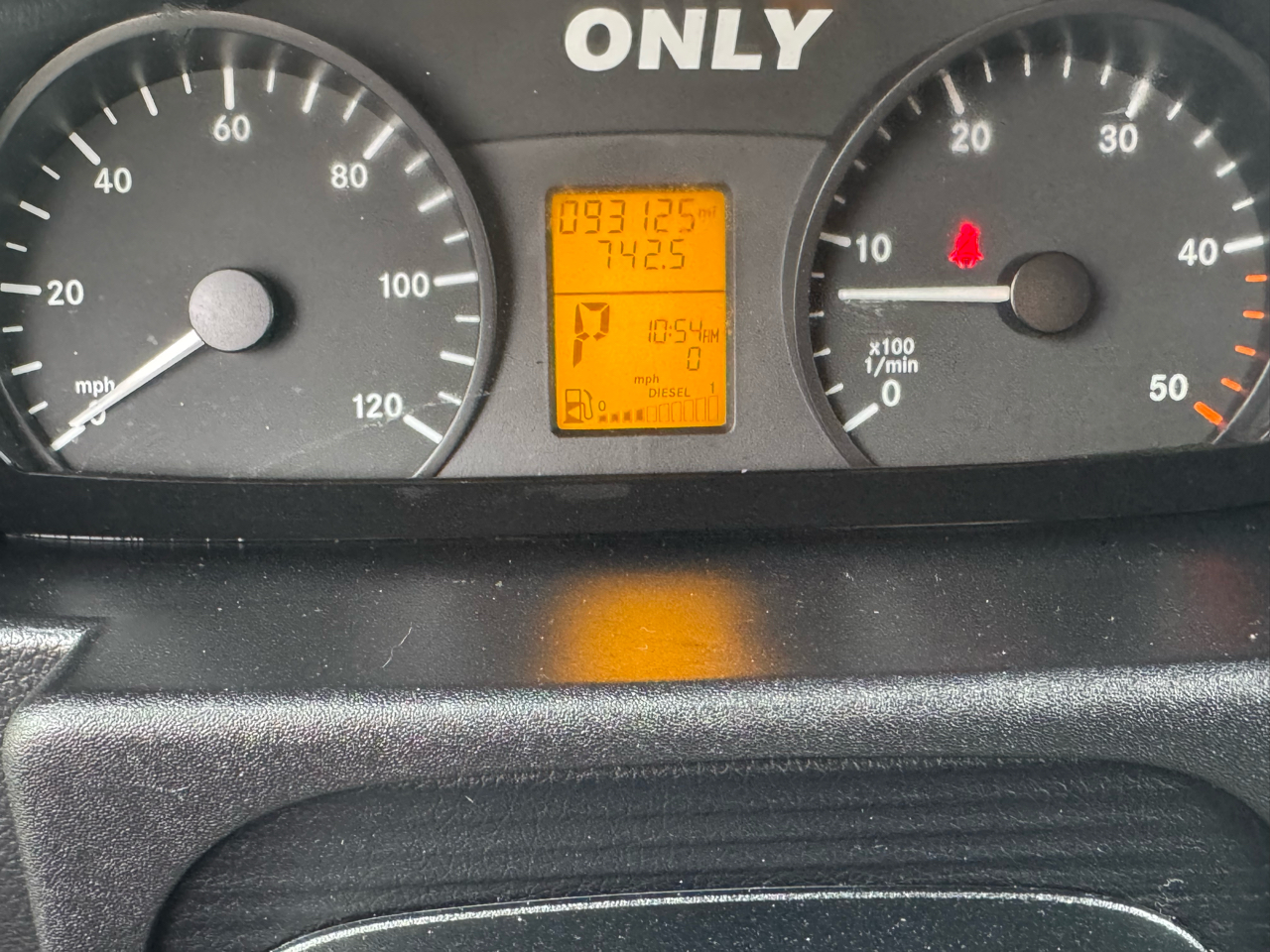 Mercedes-Benz Sprinter Cargo Vans  2014