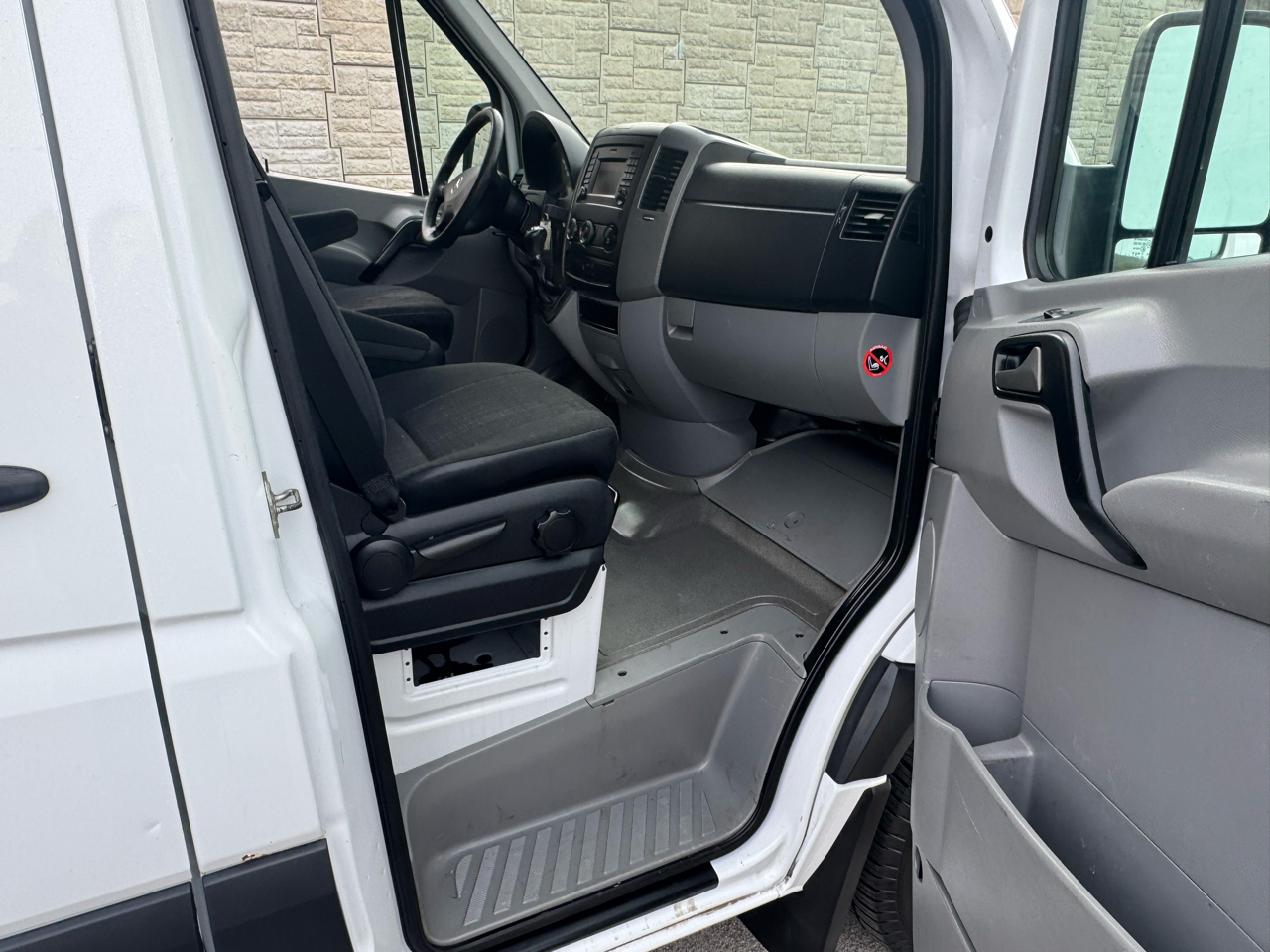 Mercedes-Benz Sprinter Cargo Vans  2014