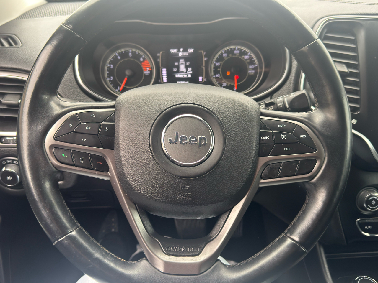 Jeep Cherokee  2019