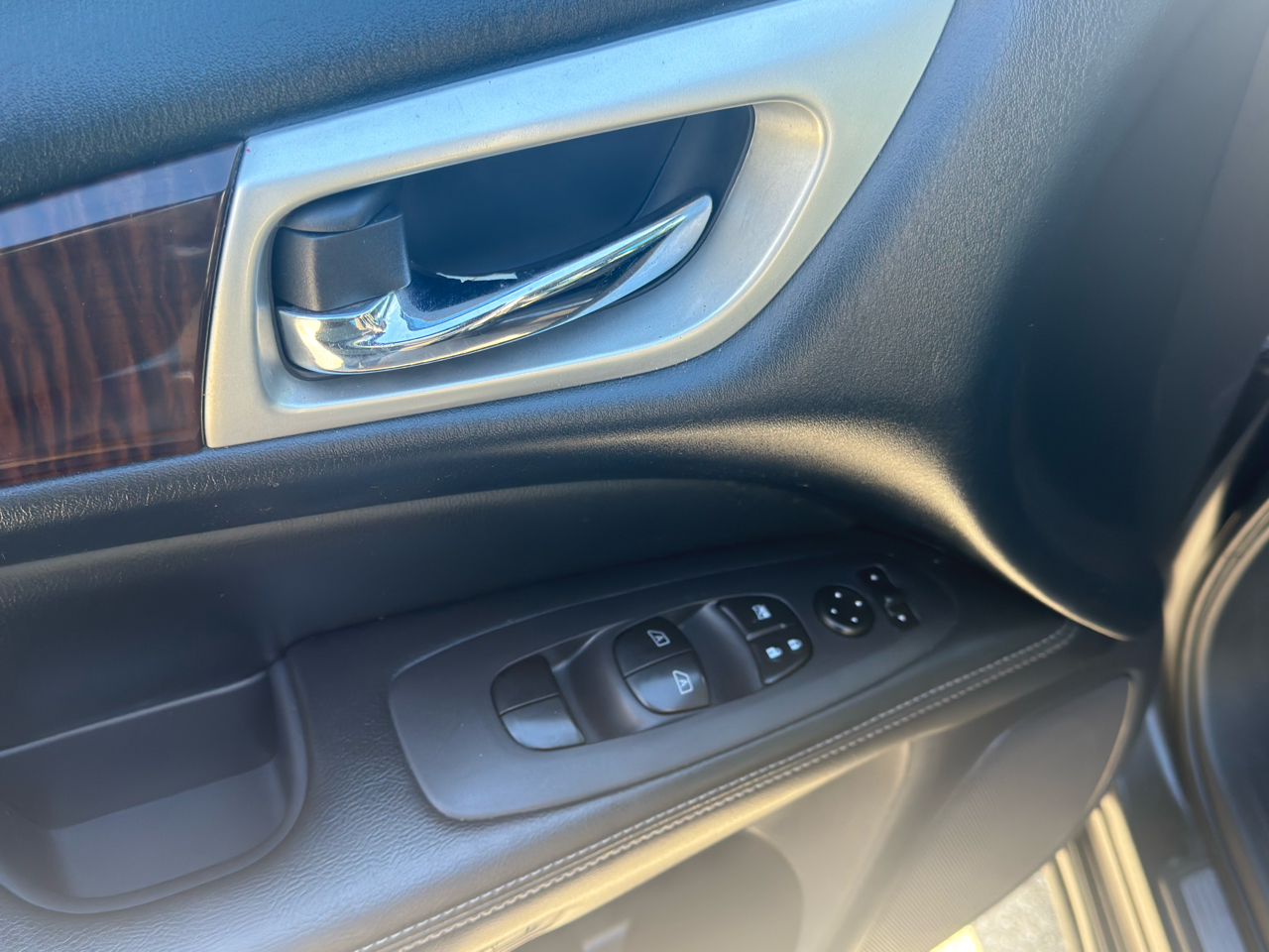 Nissan Pathfinder  2015