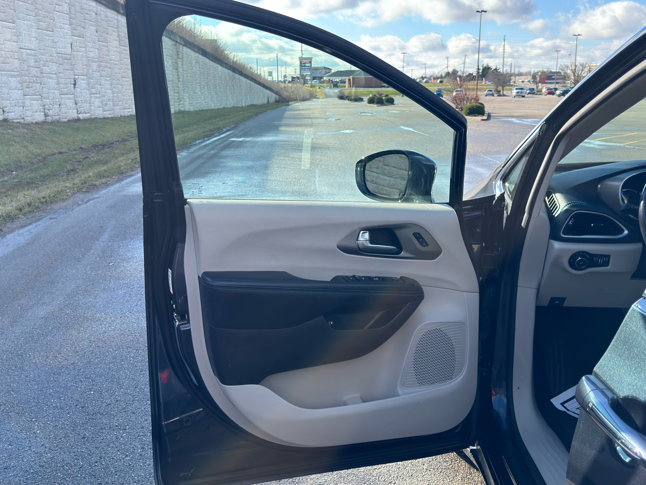 Chrysler Pacifica Touring L 2021