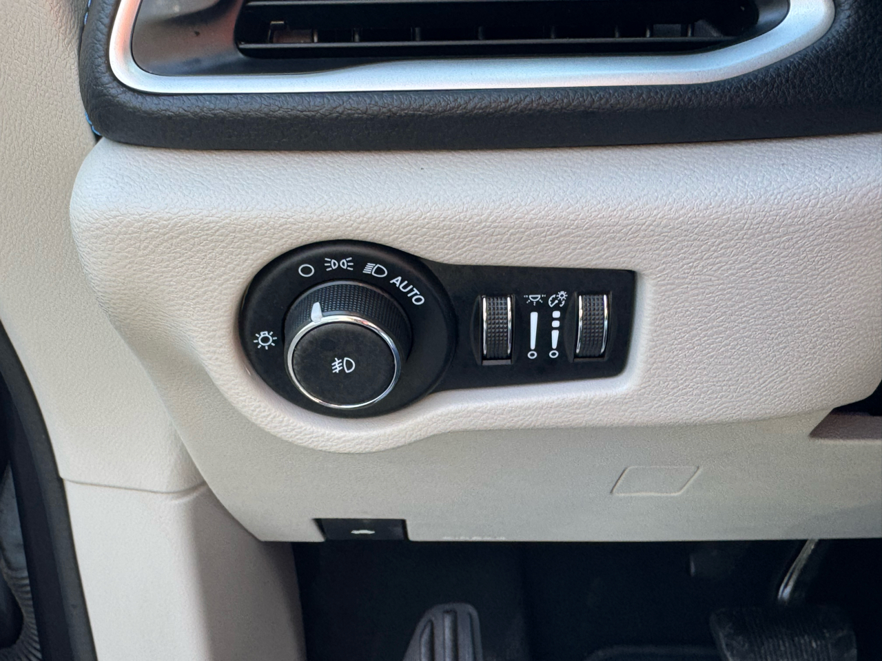 Chrysler Pacifica Touring L 2021