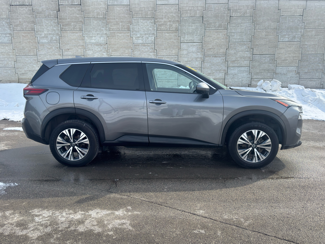 Nissan Rogue  2021
