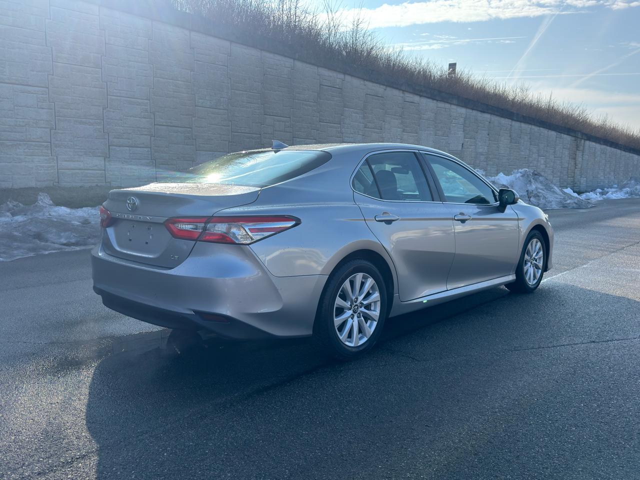 Toyota Camry  2019