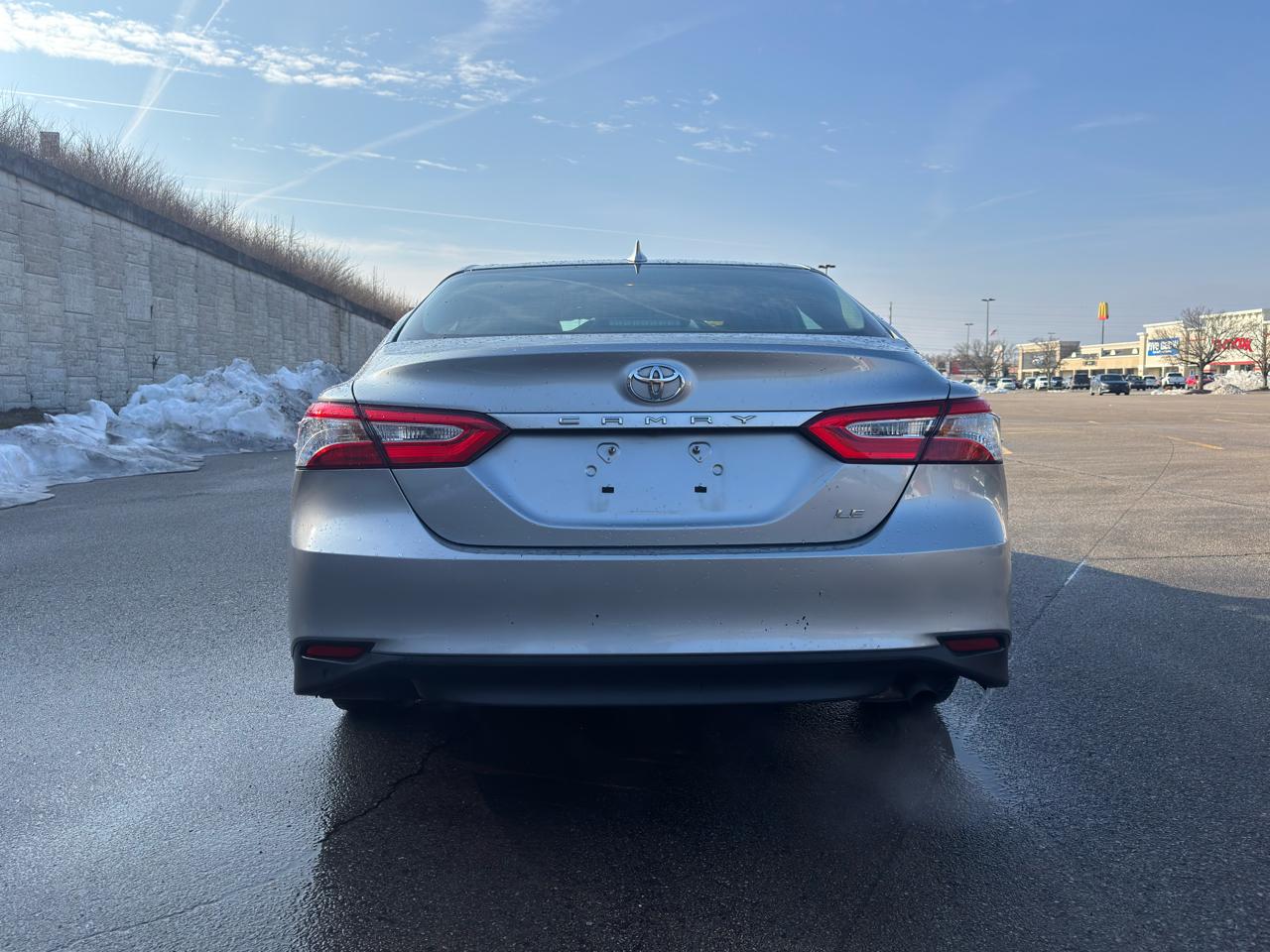Toyota Camry  2019