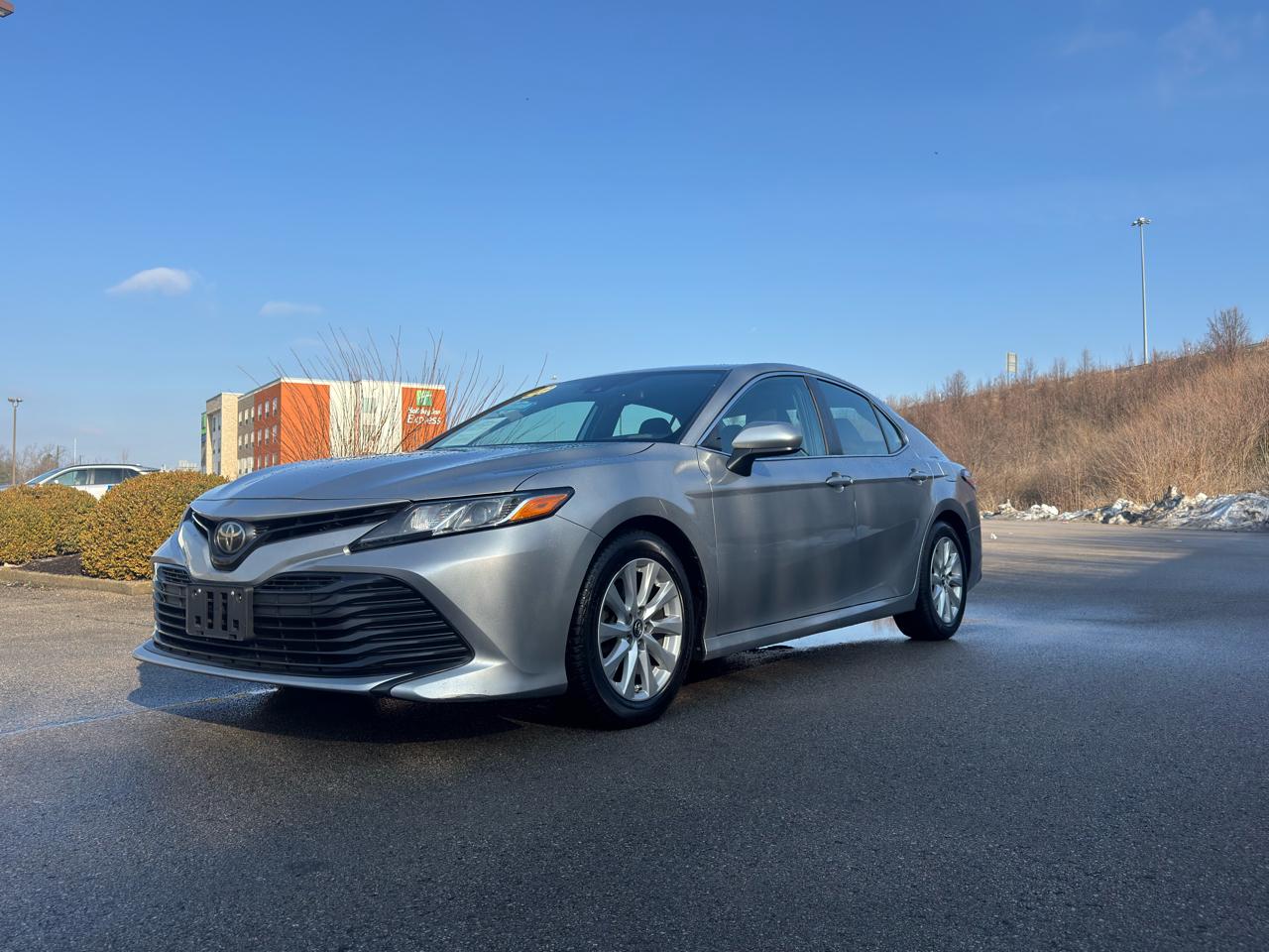 Toyota Camry  2019