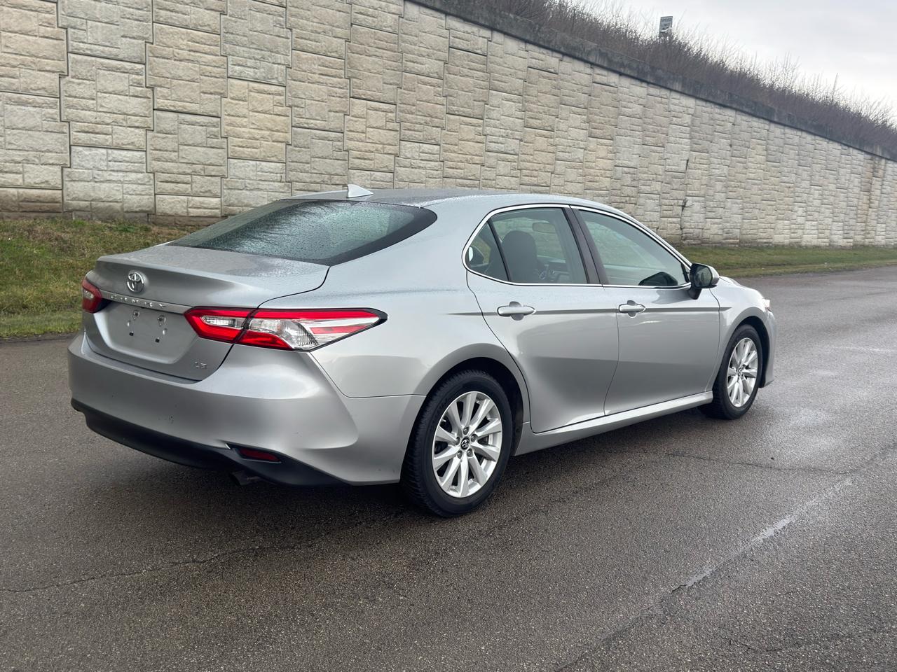 Toyota Camry  2019