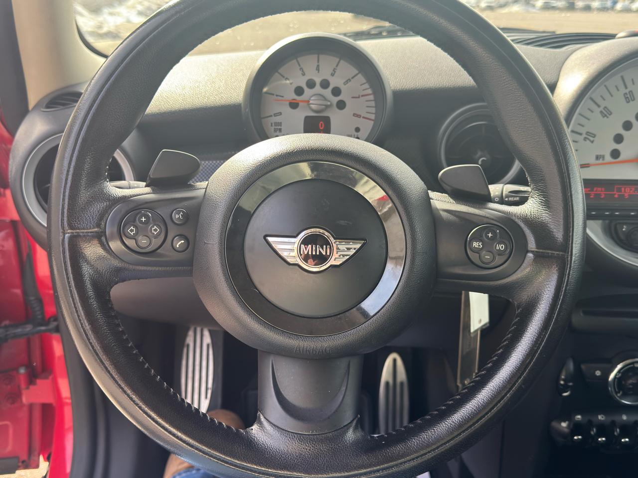 MINI Cooper Clubman S 2011