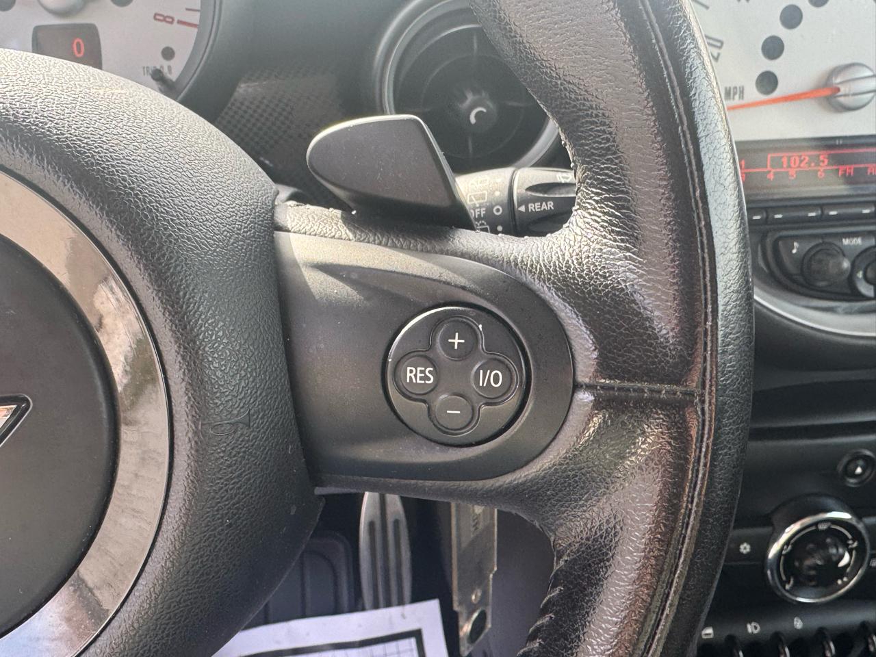 MINI Cooper Clubman S 2011