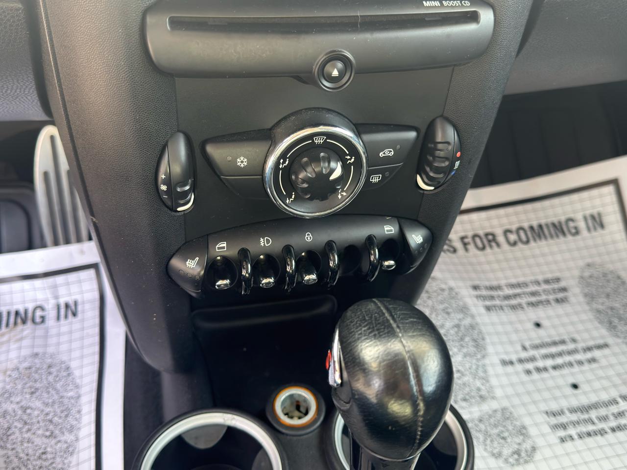 MINI Cooper Clubman S 2011