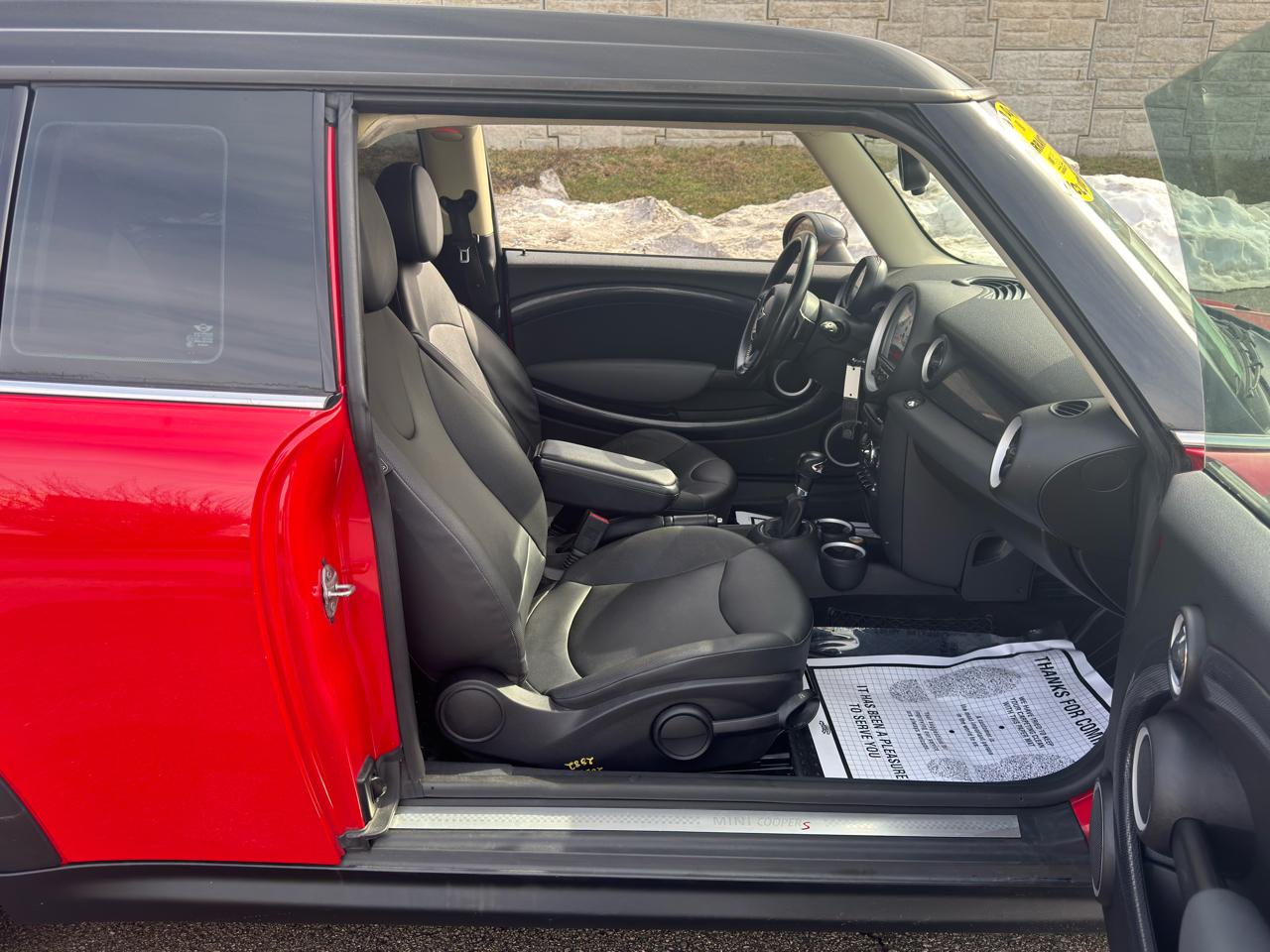 MINI Cooper Clubman S 2011