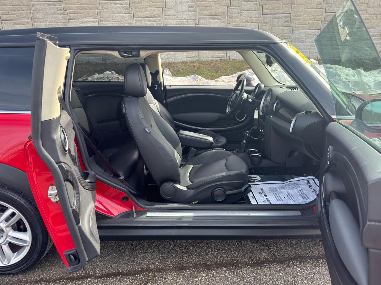 MINI Cooper Clubman S 2011