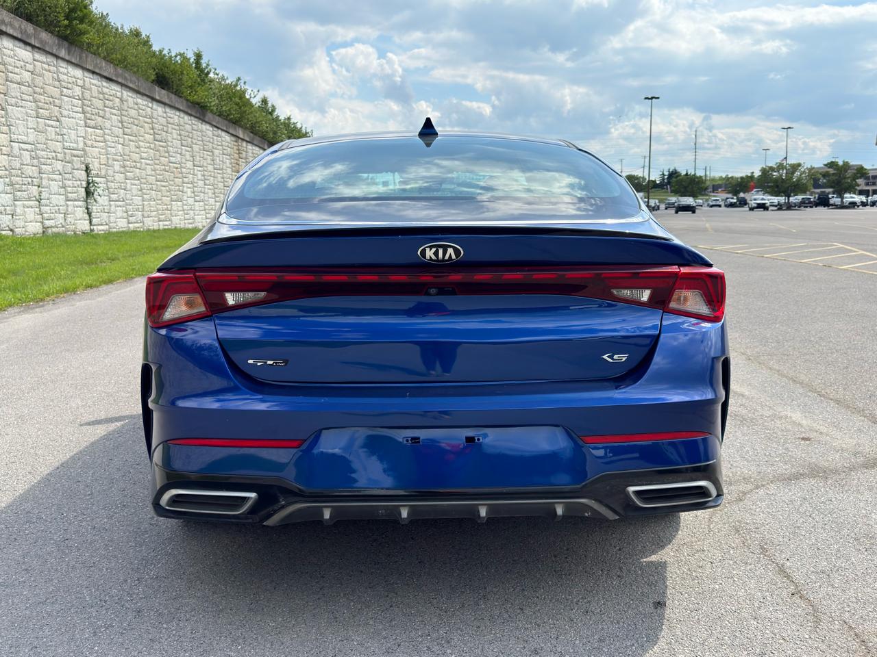 Kia K5  2021