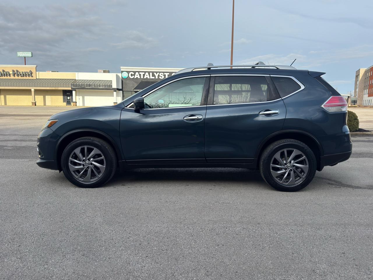 Nissan Rogue  2016