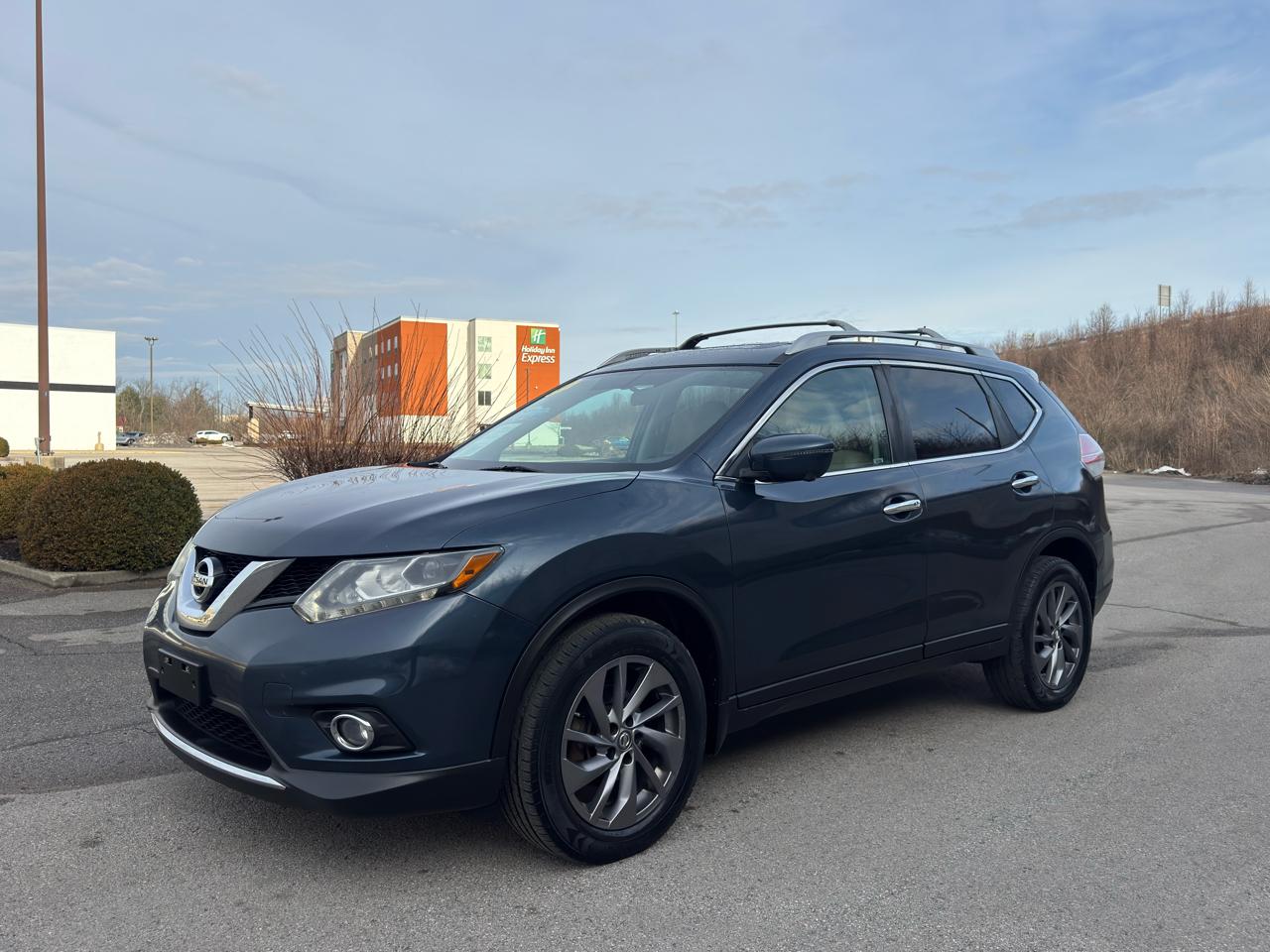 Nissan Rogue  2016