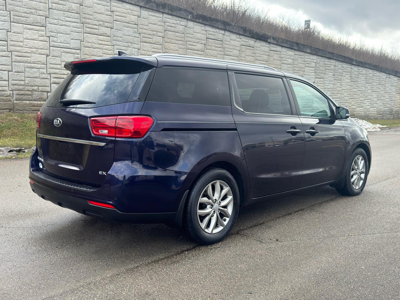 Kia Sedona  2020