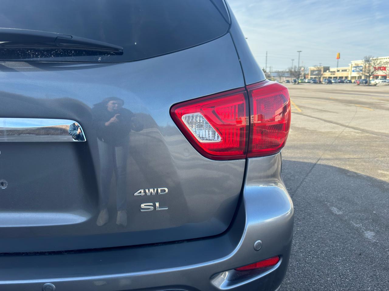 Nissan Pathfinder  2020