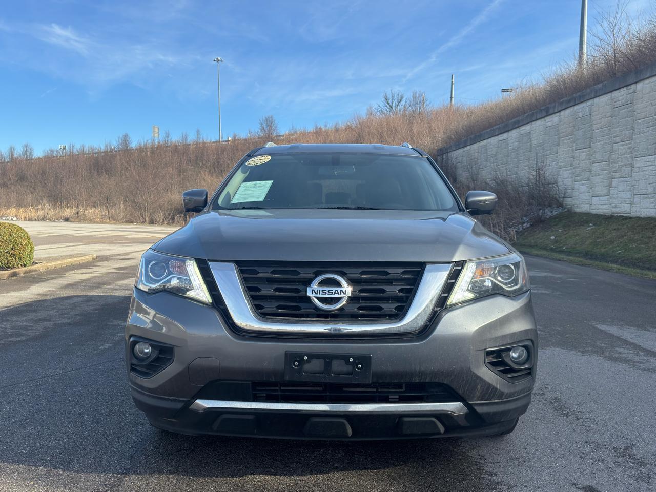 Nissan Pathfinder  2020