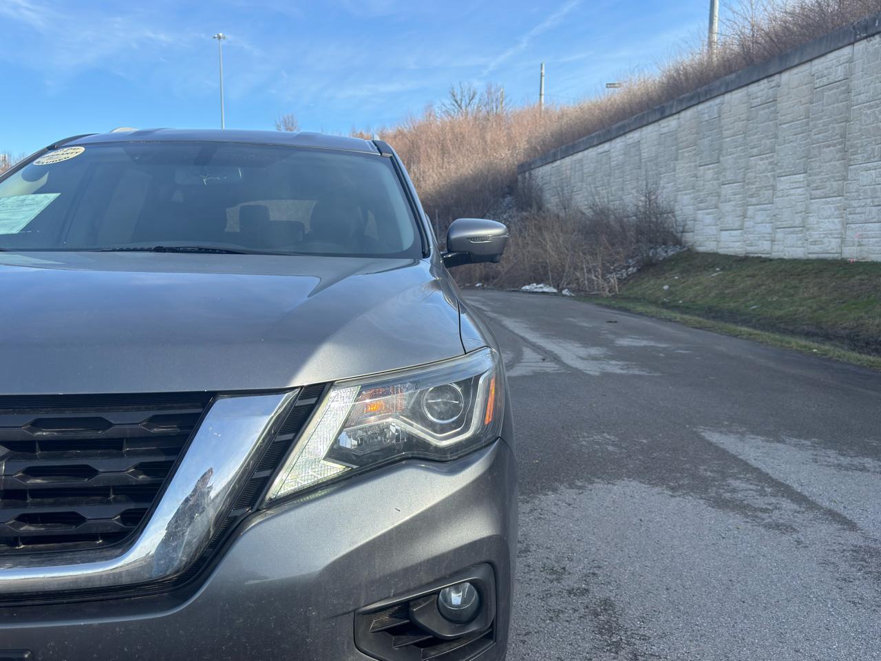 Nissan Pathfinder  2020