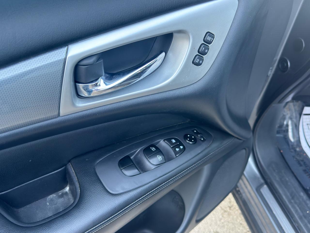 Nissan Pathfinder  2020