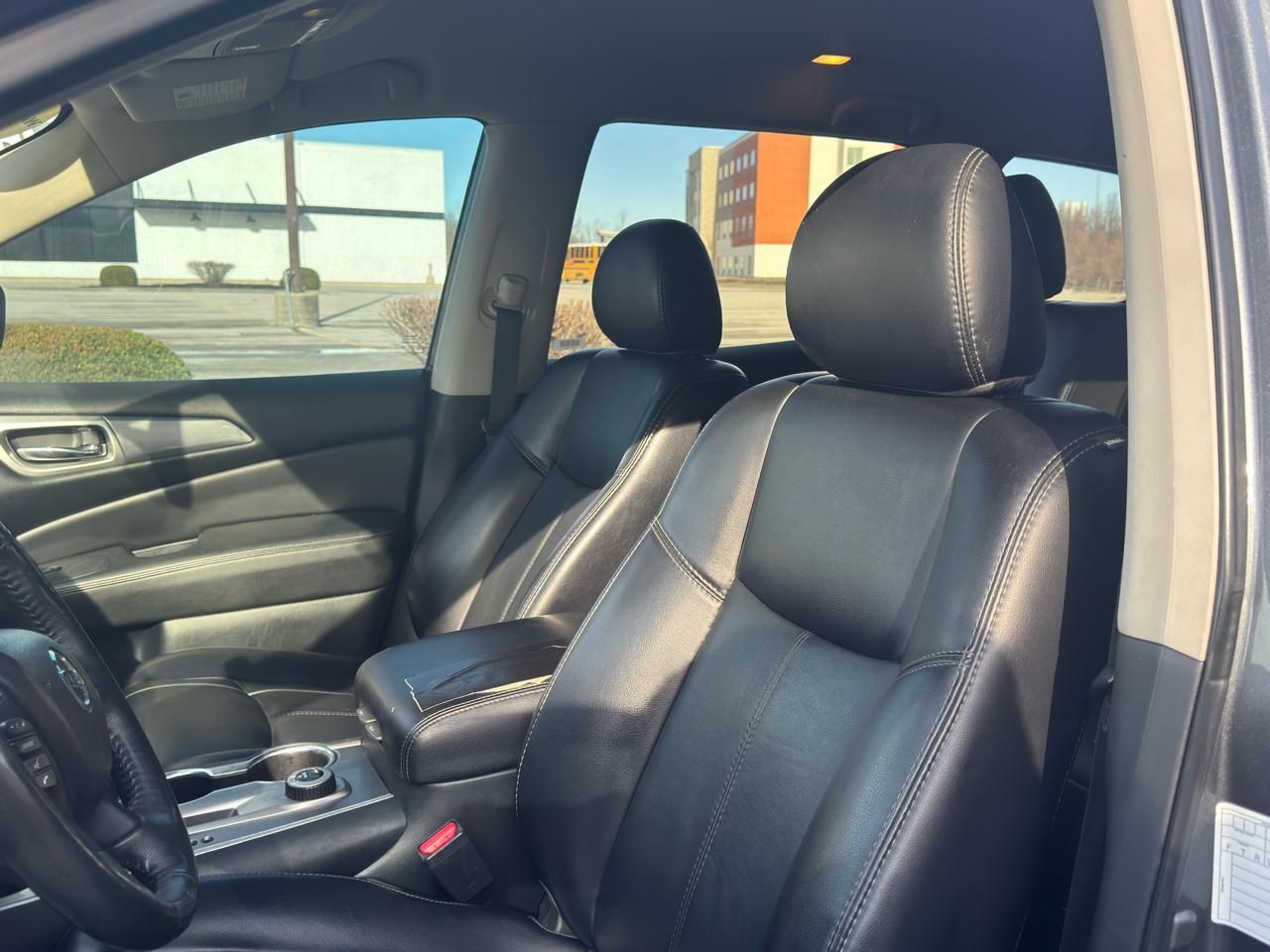 Nissan Pathfinder  2020