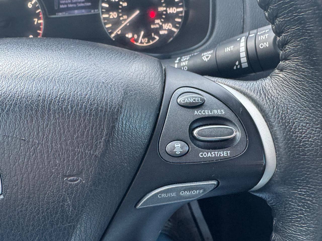 Nissan Pathfinder  2020