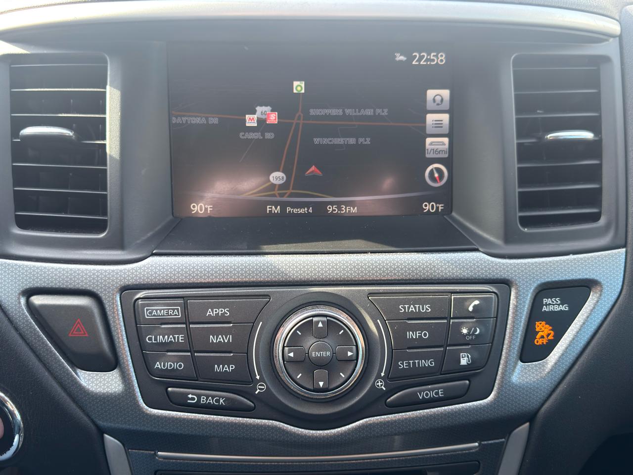 Nissan Pathfinder  2020