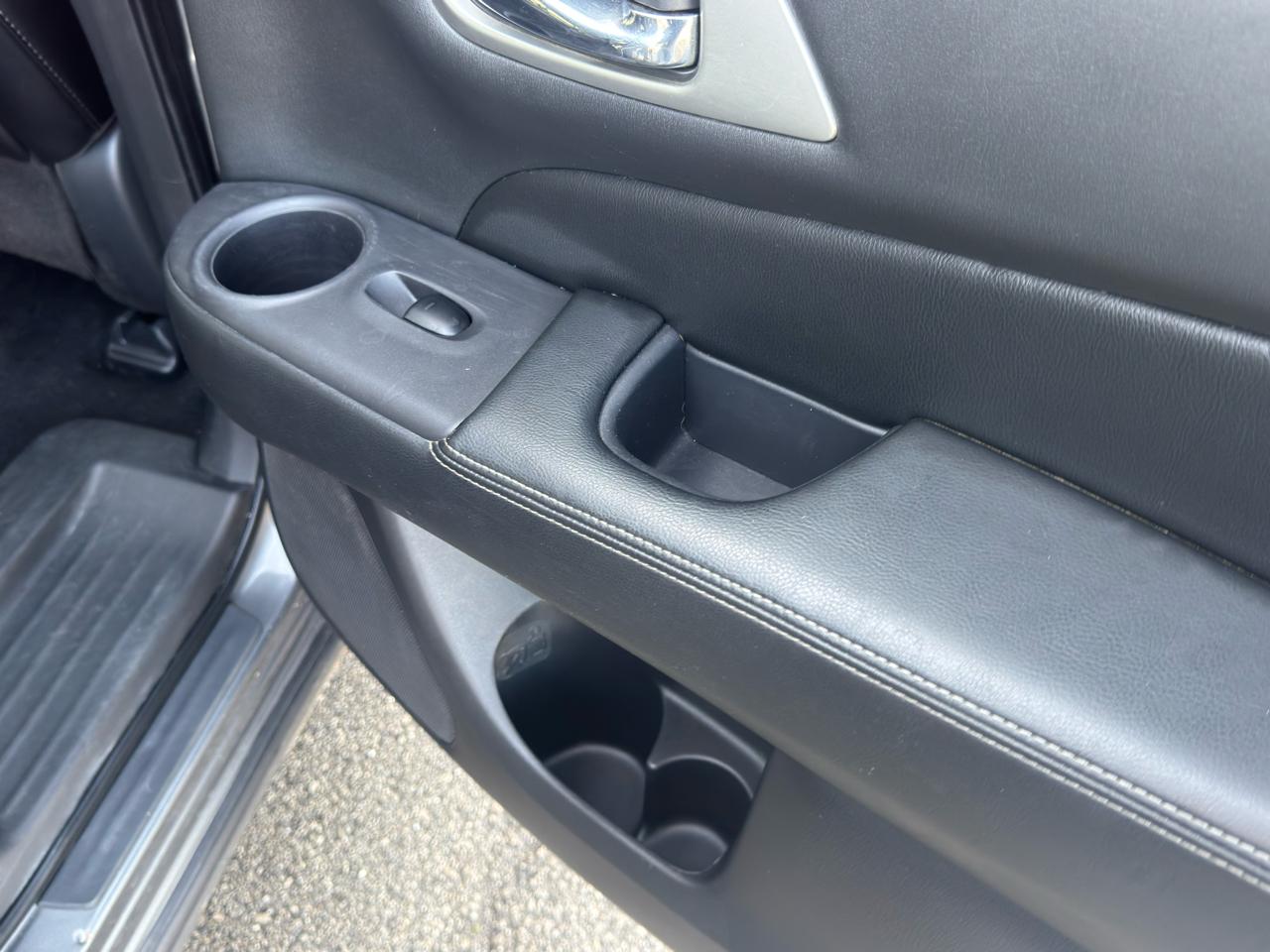 Nissan Pathfinder  2020