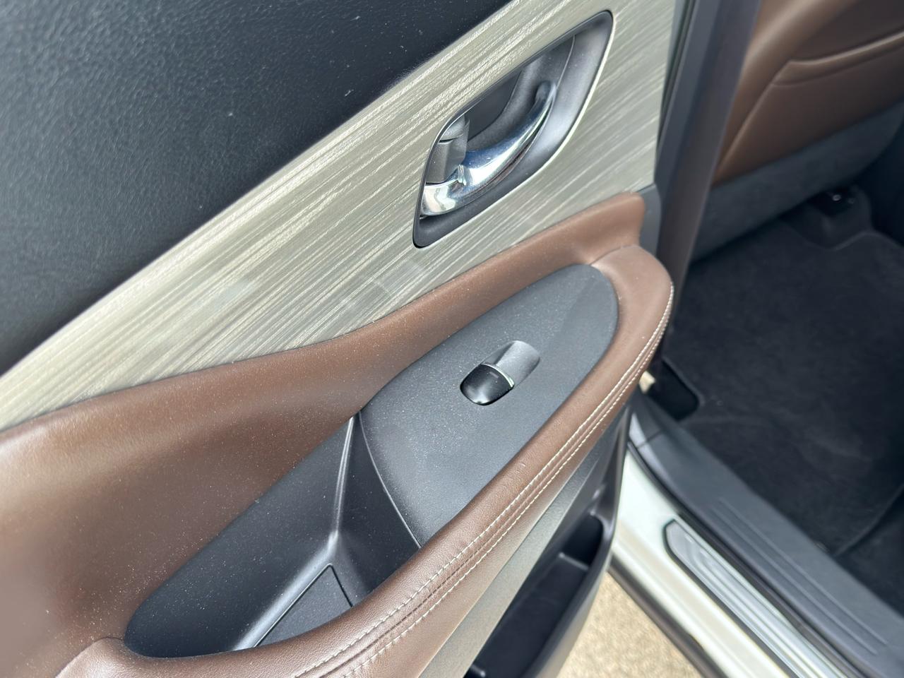 Nissan Murano Platinum 2015