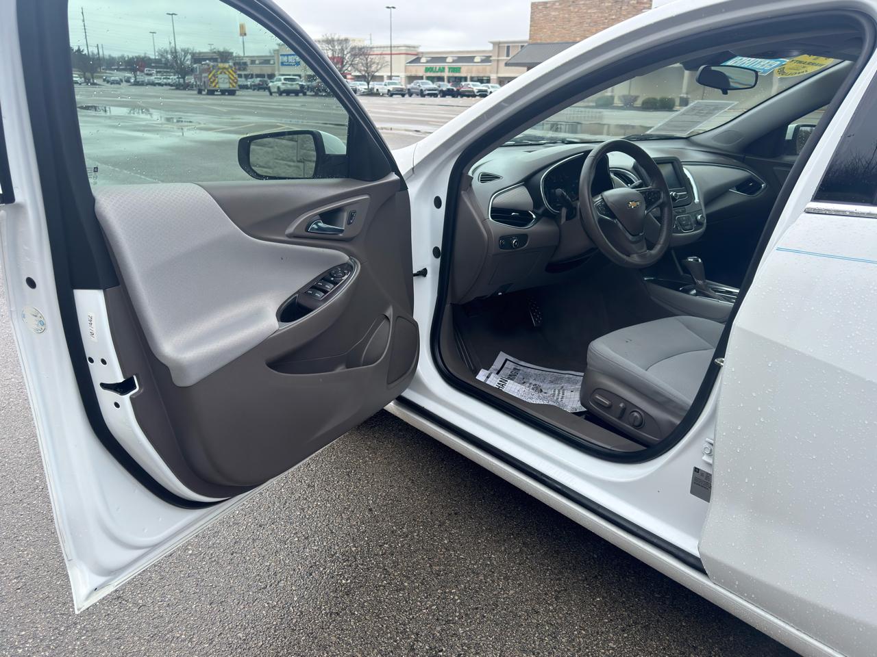 Chevrolet Malibu  2016