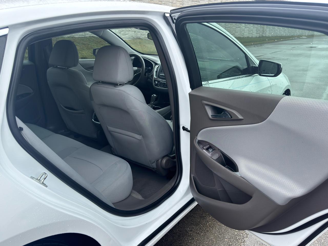 Chevrolet Malibu  2016