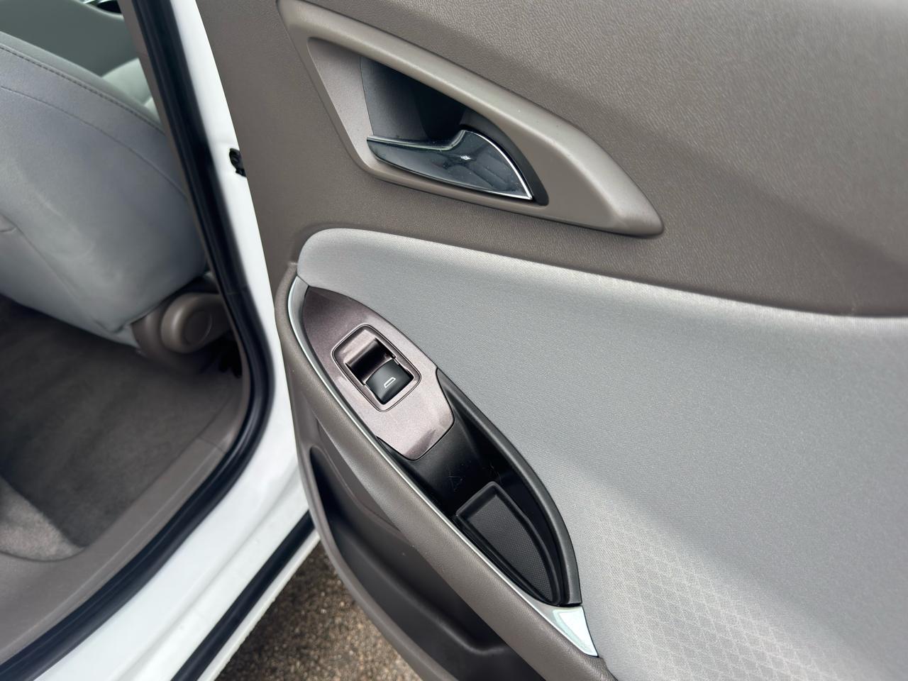 Chevrolet Malibu  2016