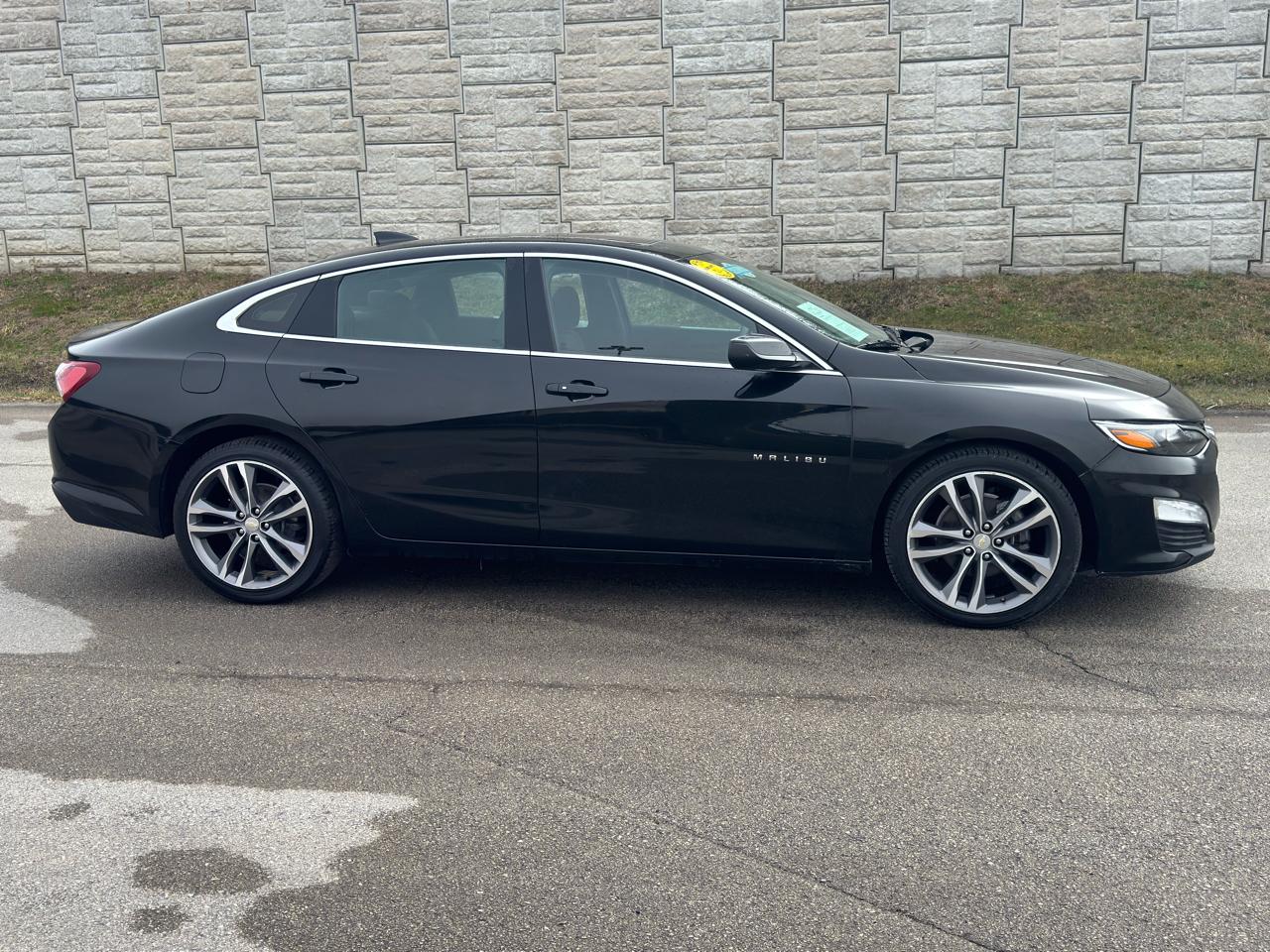 Chevrolet Malibu  2021