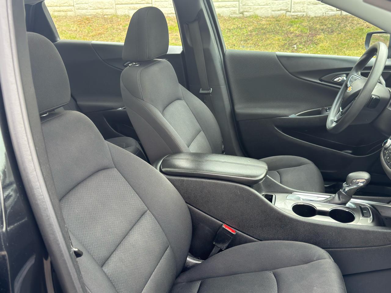 Chevrolet Malibu  2021