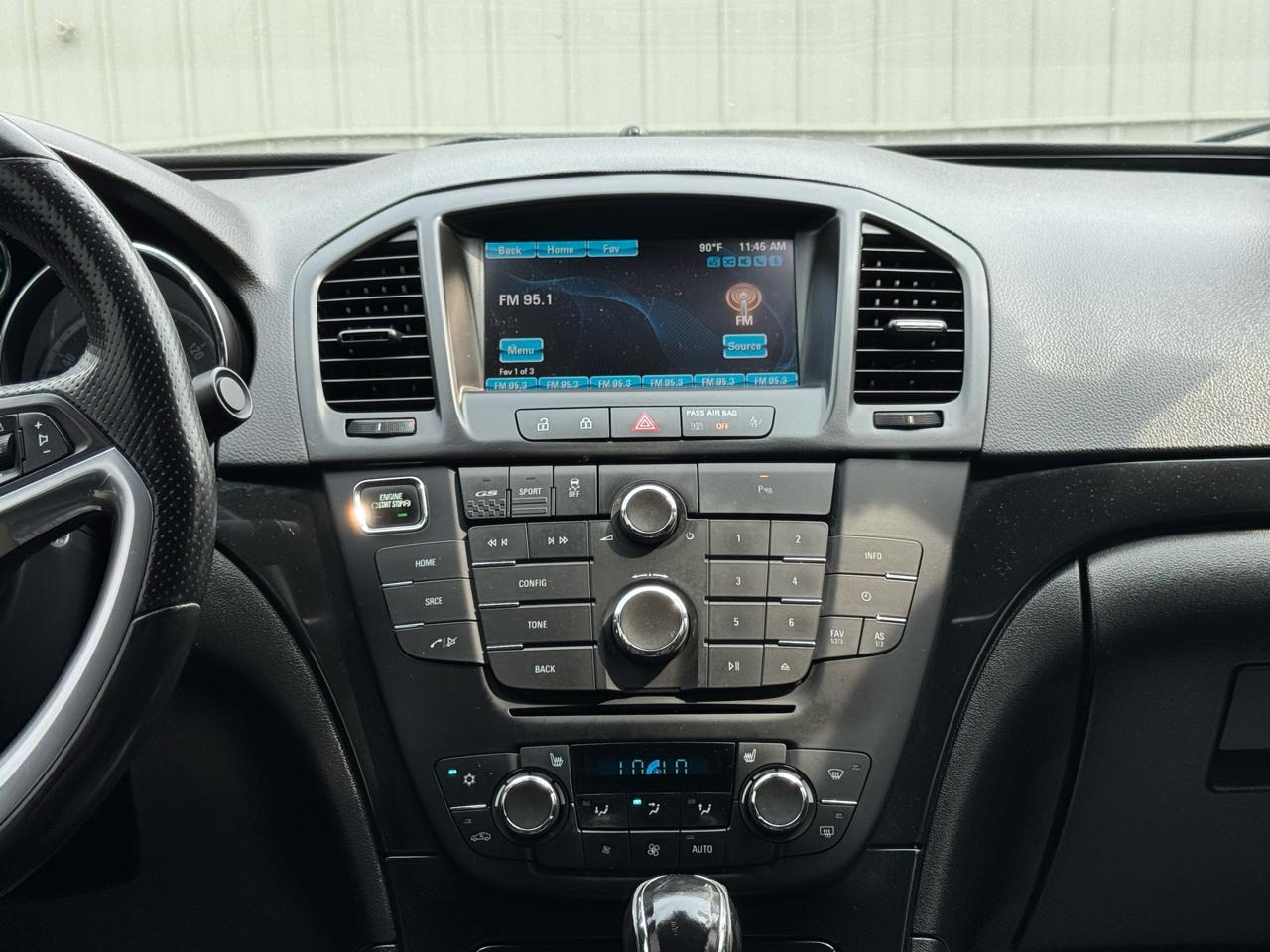 Buick Regal  2012