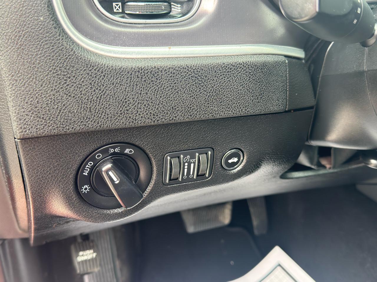 Dodge Charger SXT 2021