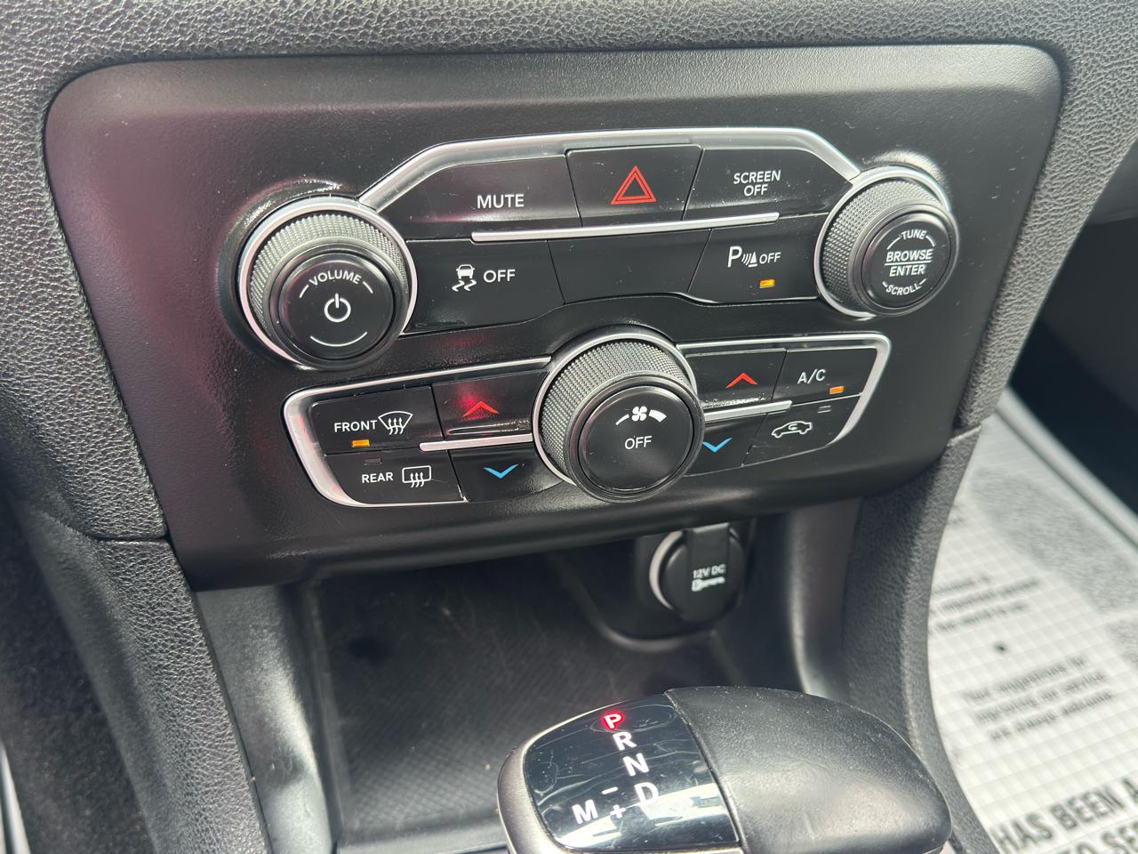 Dodge Charger SXT 2021