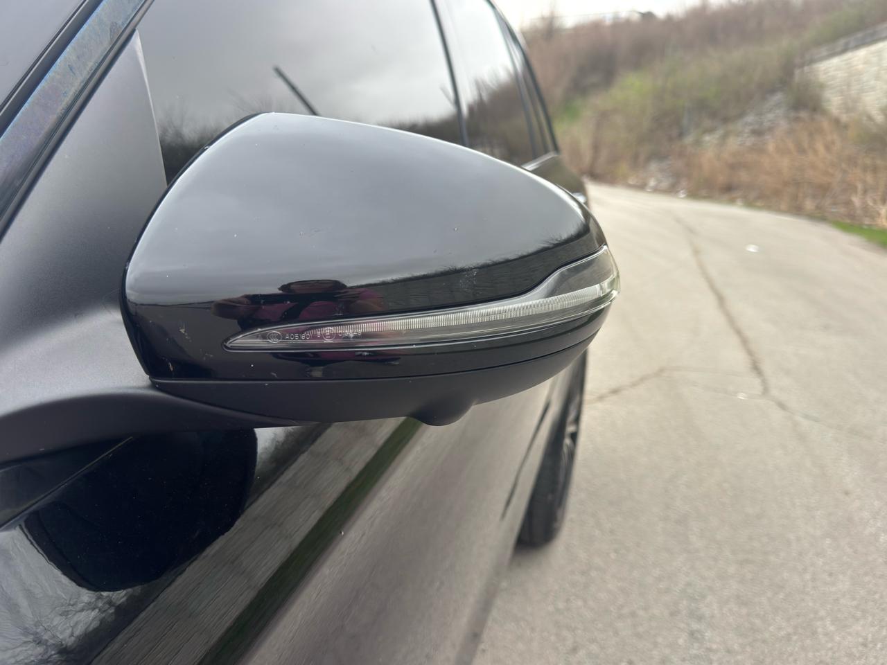 Mercedes-Benz GLC  2022