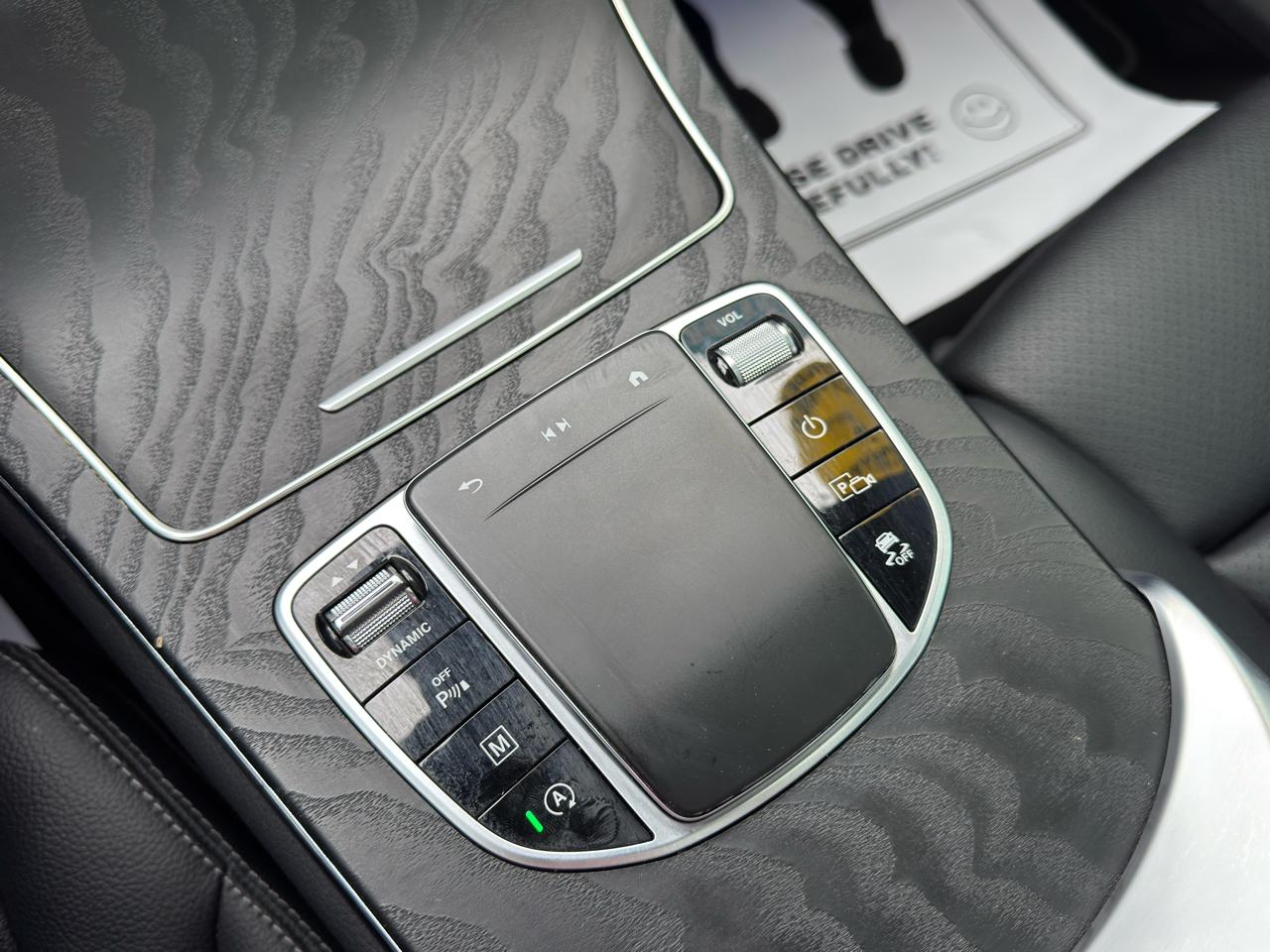 Mercedes-Benz GLC  2022