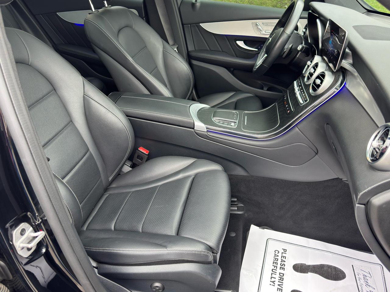 Mercedes-Benz GLC  2022