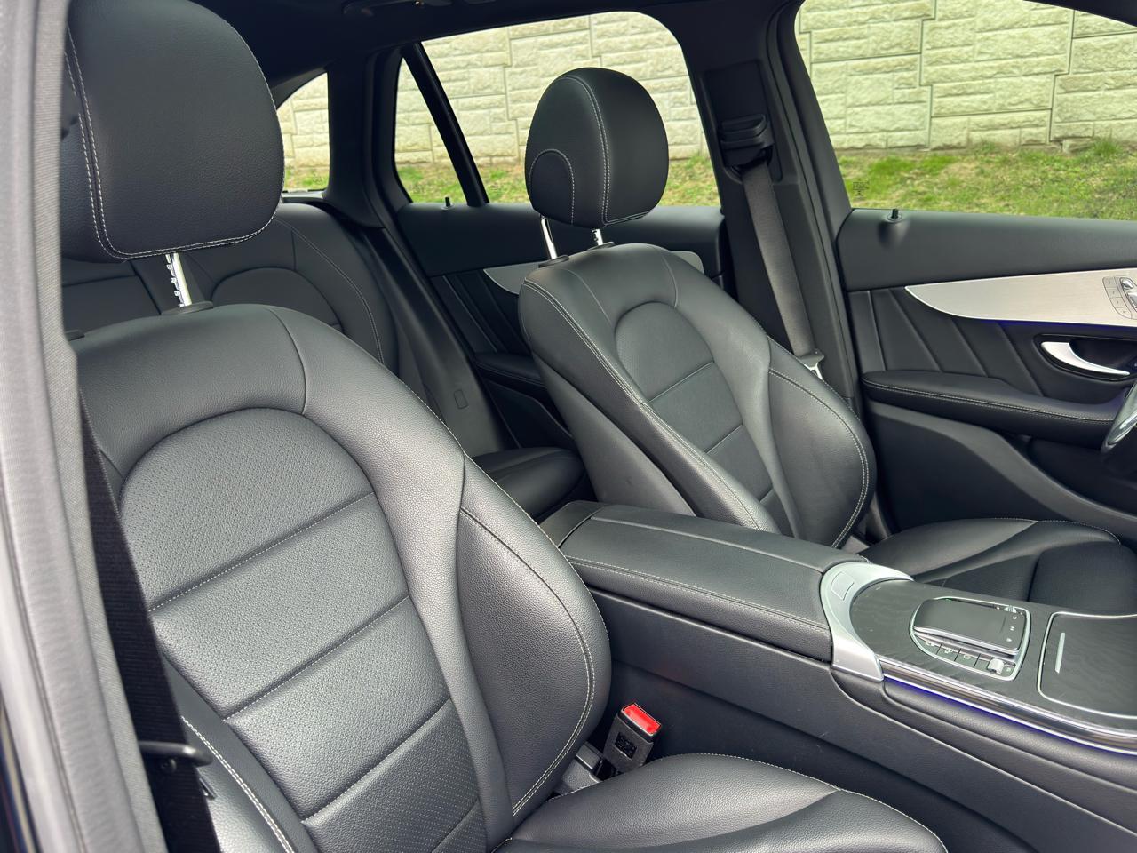 Mercedes-Benz GLC  2022