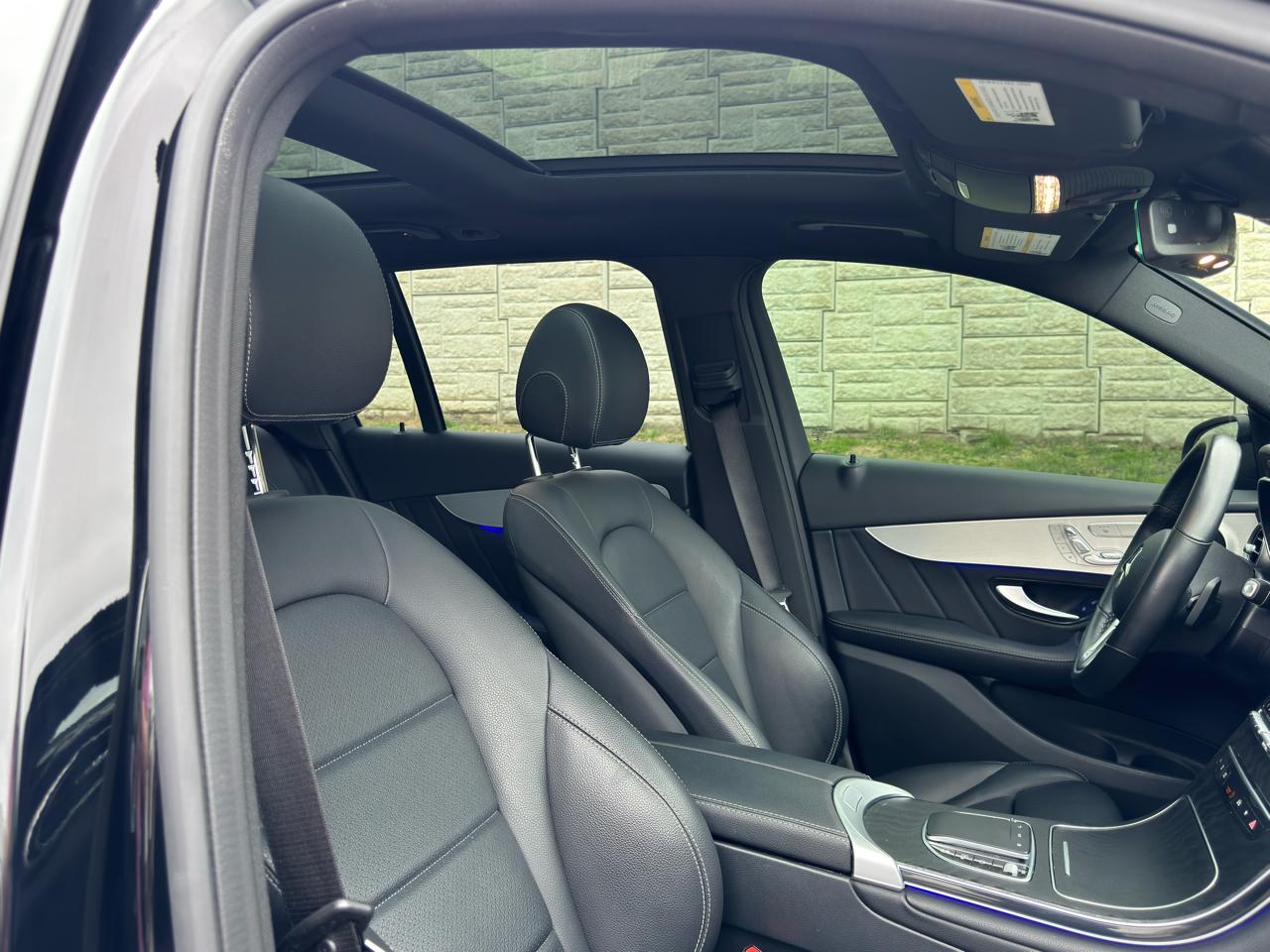 Mercedes-Benz GLC  2022