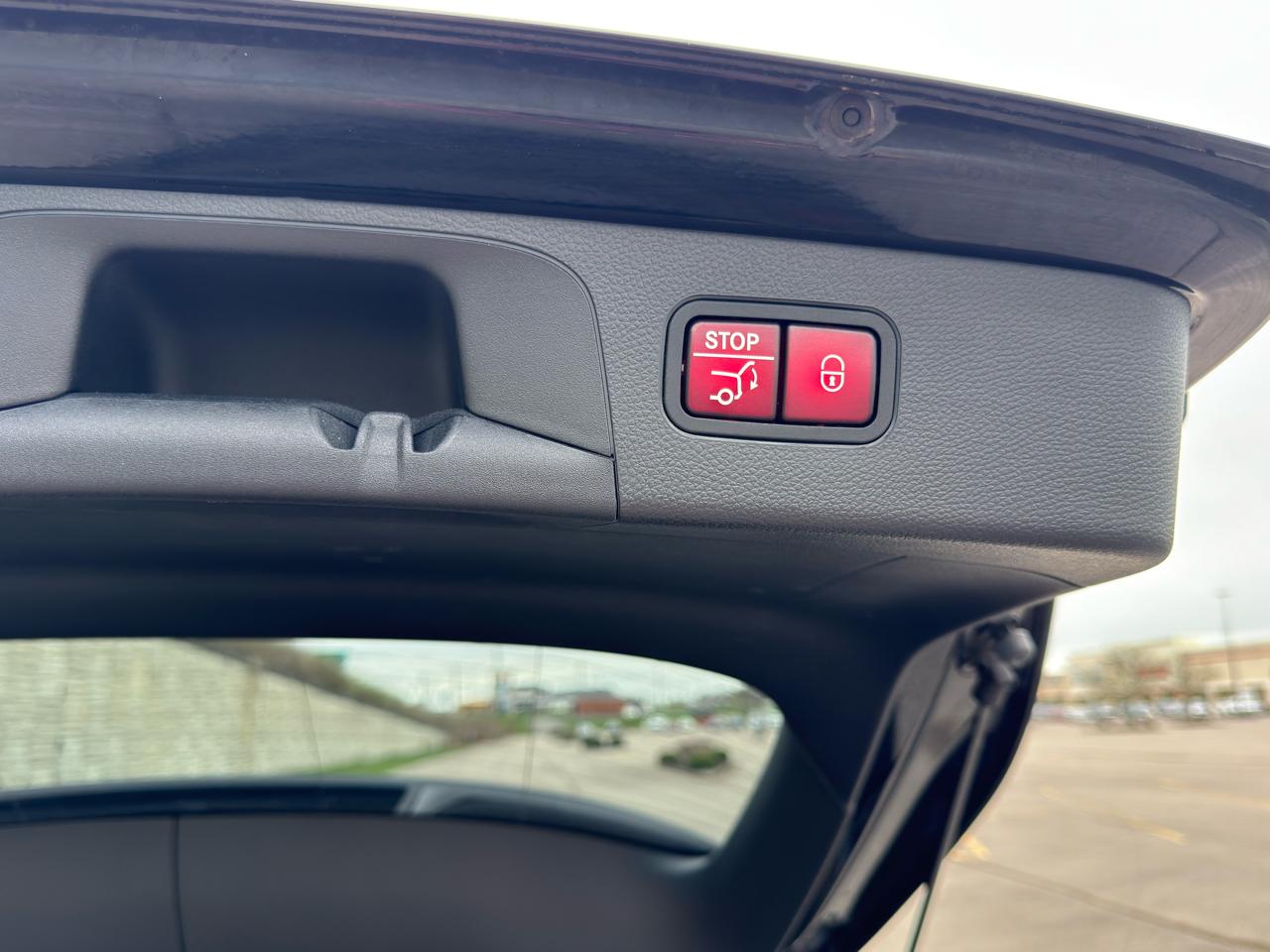 Mercedes-Benz GLC  2022