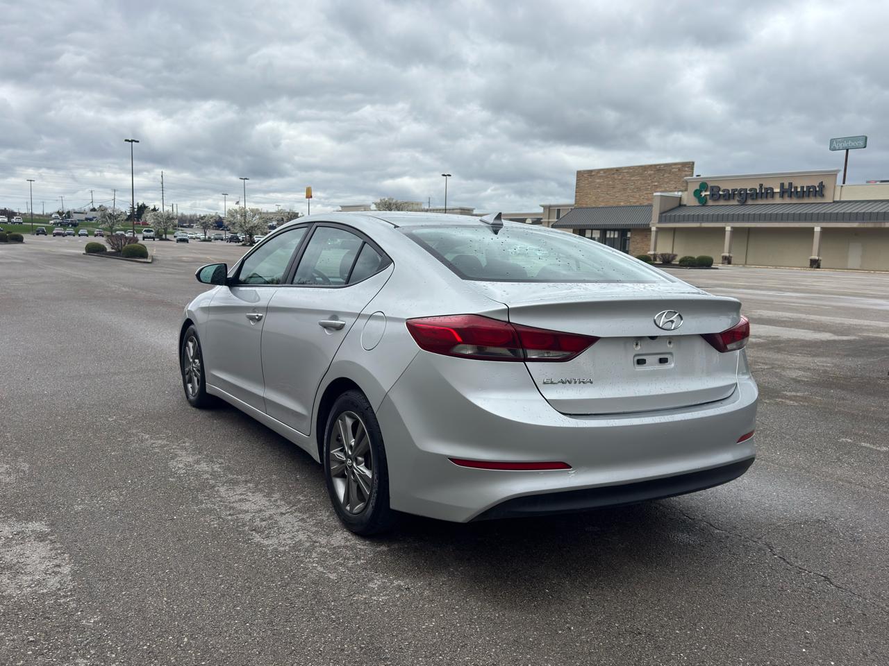Hyundai Elantra  2018