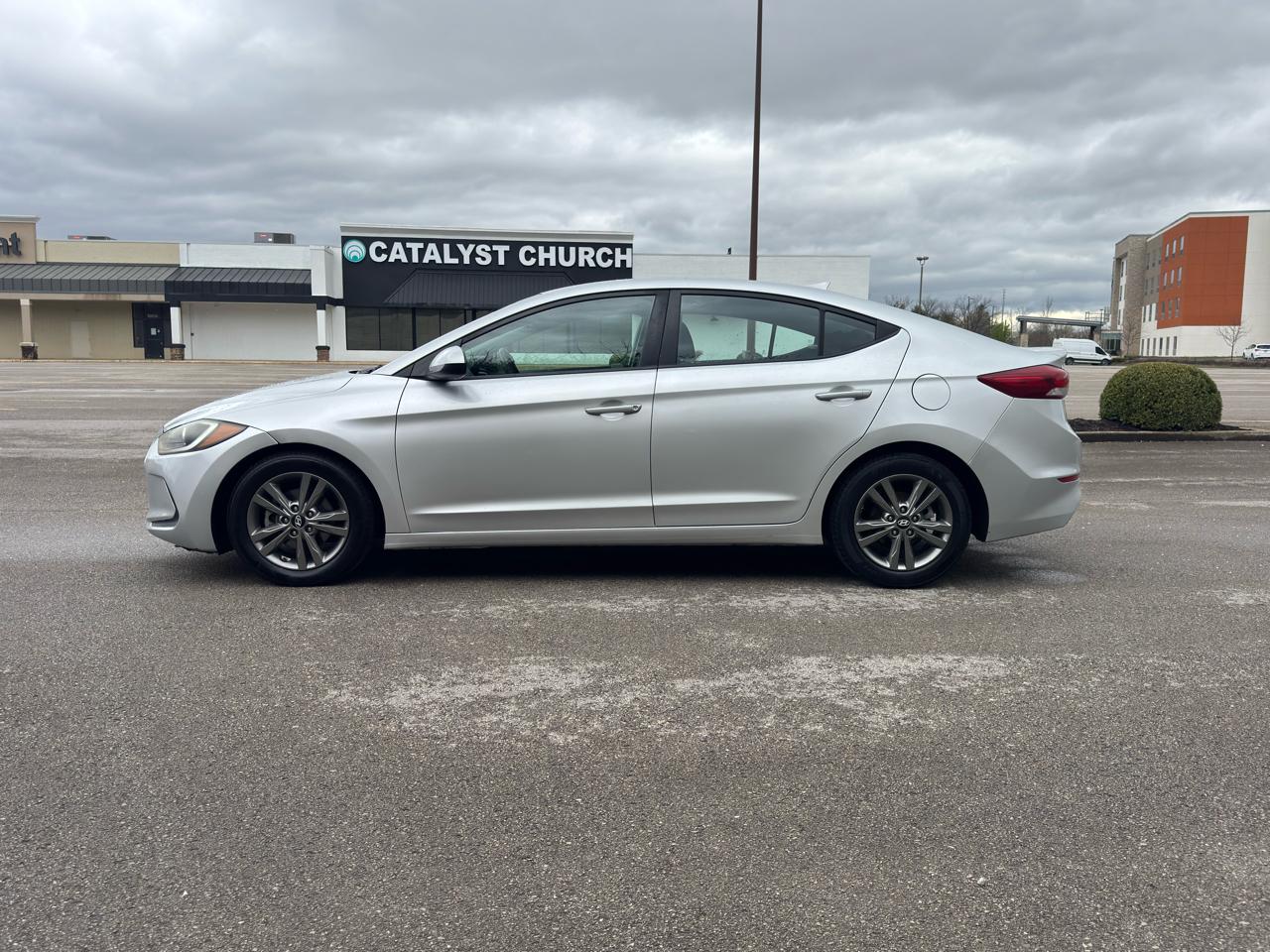 Hyundai Elantra  2018