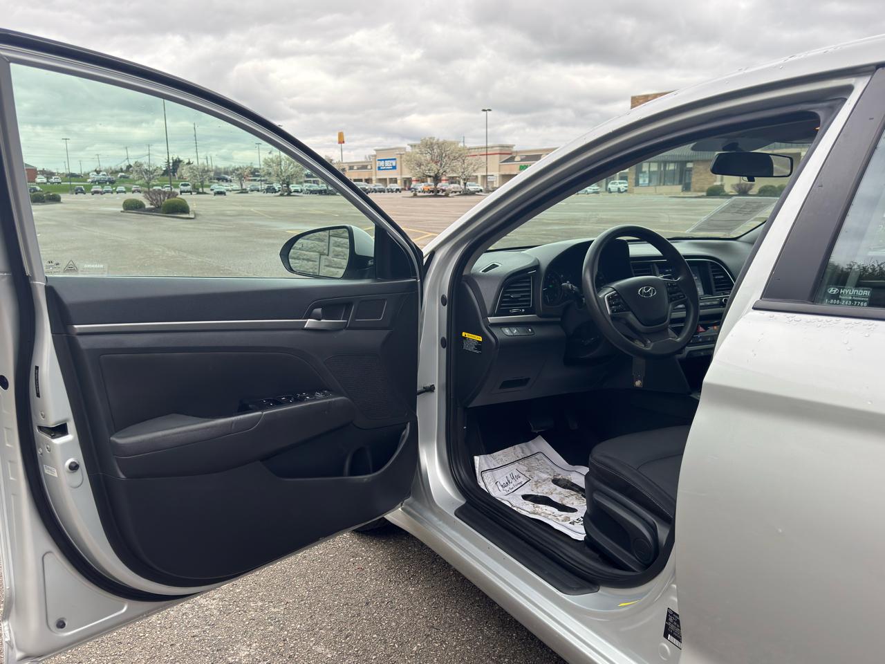 Hyundai Elantra  2018