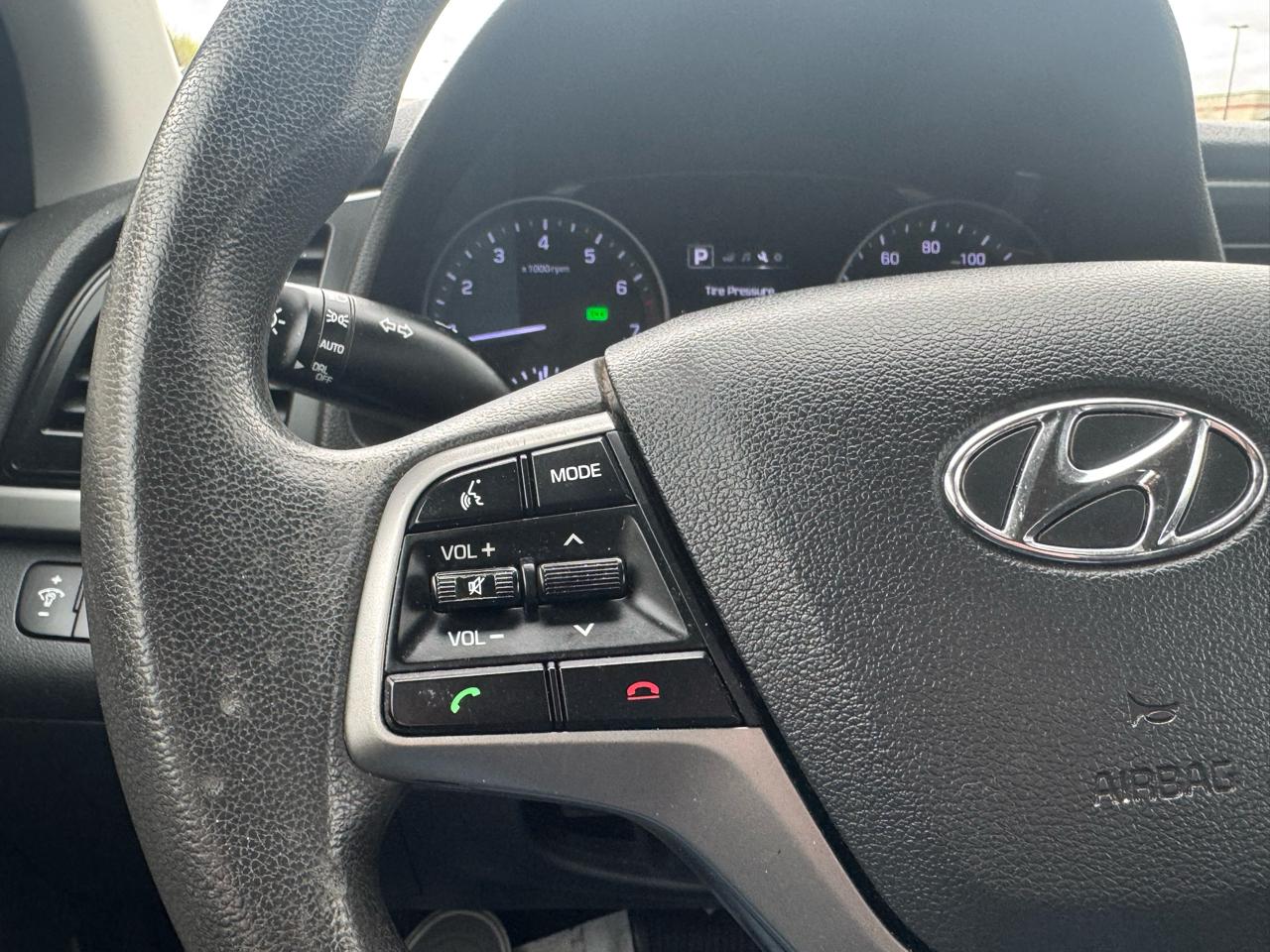 Hyundai Elantra  2018