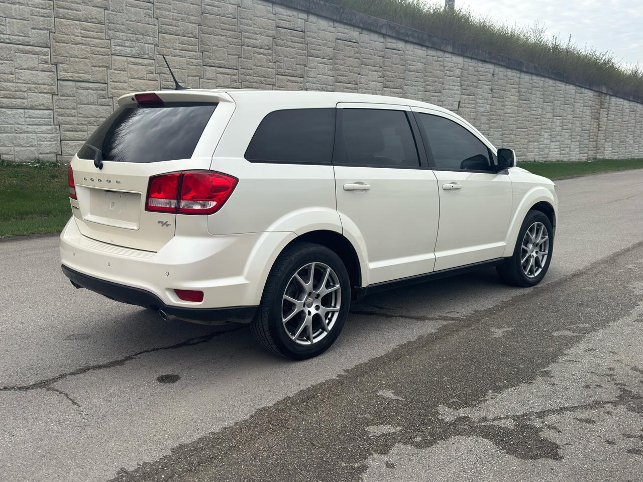 Dodge Journey  2012