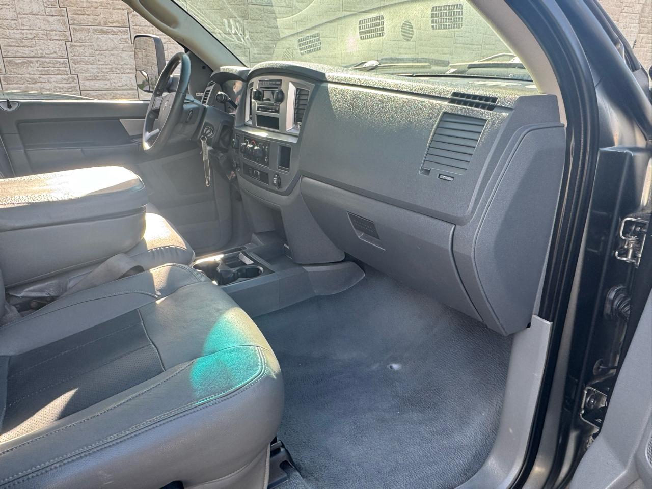 Dodge Ram 3500 Longhorn Mega Cab 4WD 2008